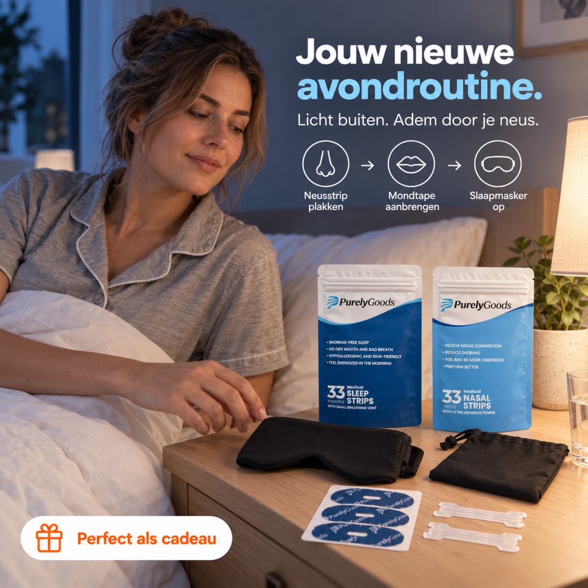 Vrouw in bed met de PurelyGoods anti-snurk set op het nachtkastje — slaapmasker, mondtape en neusstrips voor een rustige avondroutine.